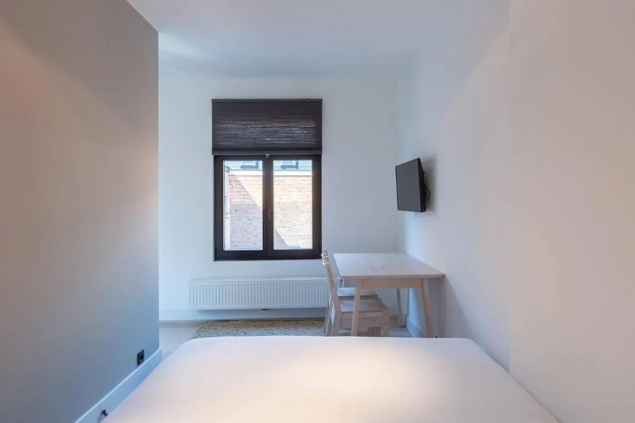 Theater Square Apartments 50 Antverpy